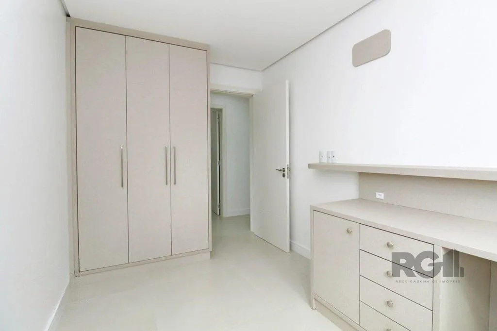 Imagem Excelente apartamento de 98m² com 3 dormitórios e 2 vagas.