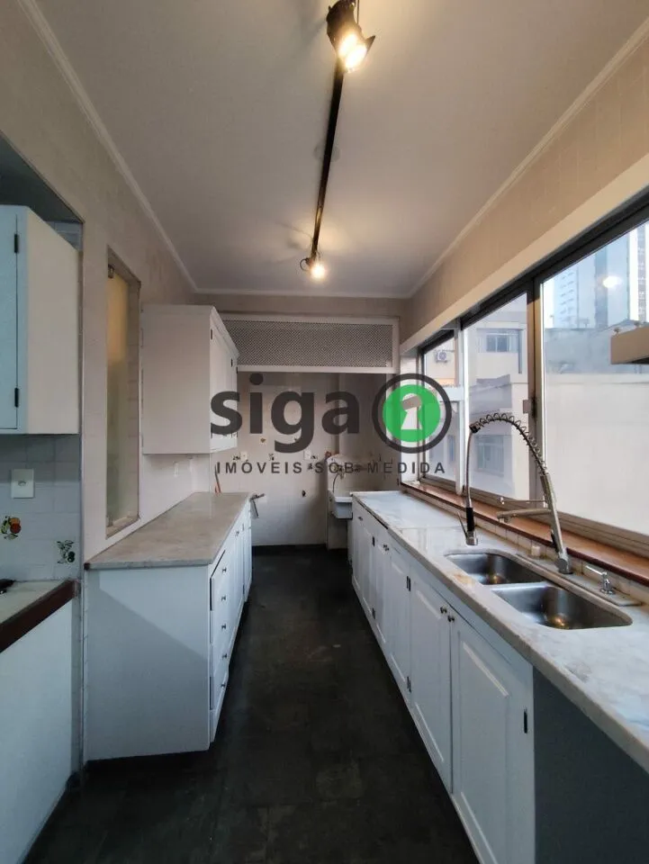 Imagem Clássico, amplo e central: Viva com estilo no coração da República ? 450m²!