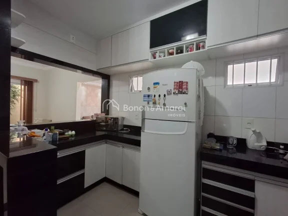 Imagem Casa térrea à venda no Parque Bom Retiro em Paulínia/SP, com 179m² de área construída e excele...