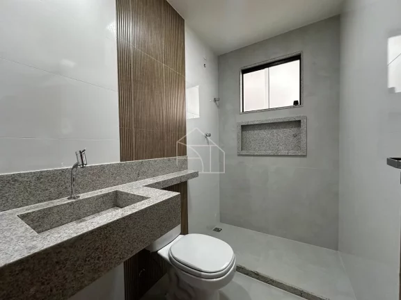 Imagem Casa Individual com piscina à Venda no Residencial Centro da Serra