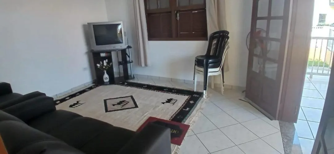 Imagem Imóvel à Venda em Itapoá-SC, Bairro Itapema do Norte - Prédio com 03 Apartamentos Mobiliados