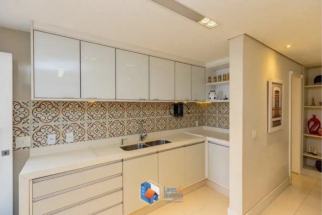 Imagem Casa à venda 4 Quartos 2 Suites 3 Vagas 167M² Vila Anhanguera São Paulo - SP