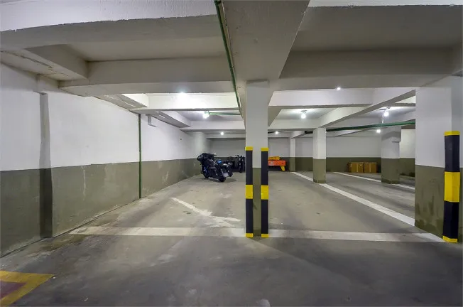 Imagem Cobertura com 4 Quartos à Venda, 225 m² em Água Verde - Curitiba