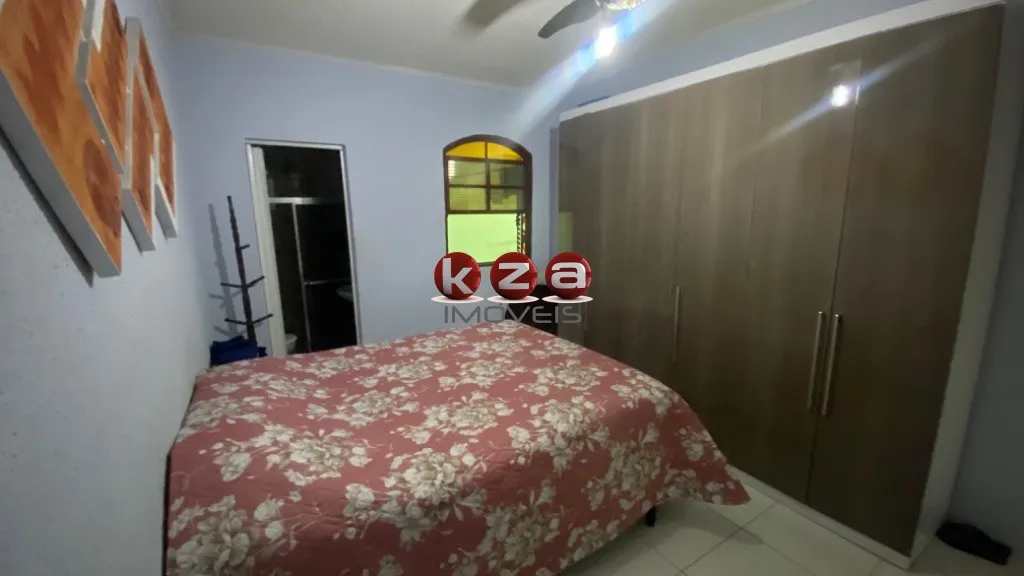 Imagem Imperdível oportunidade: Casa à venda em Valinhos-SP, bairro Jardim Santo Antônio! 2 quartos, 1 suíte, 1 sala, 3 banheiros, 3 vagas de garagem, 163 m².