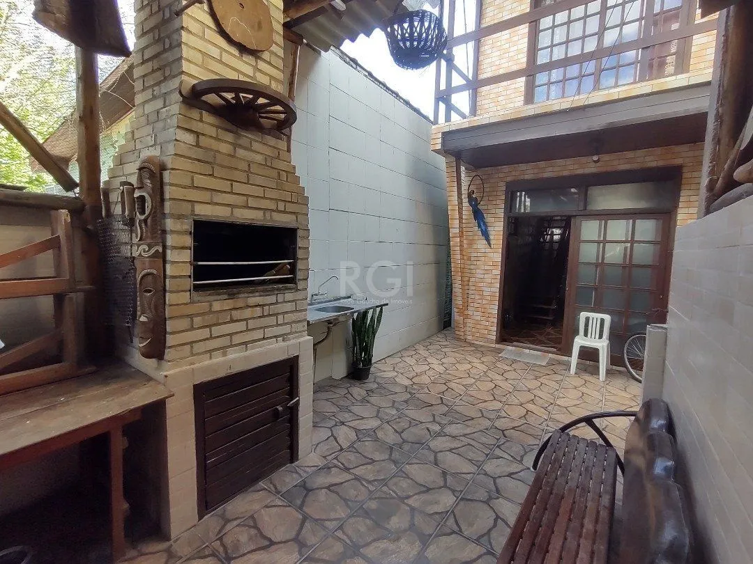 Imagem Casa para Venda - 400m², 6 dormitórios, Cavalhada