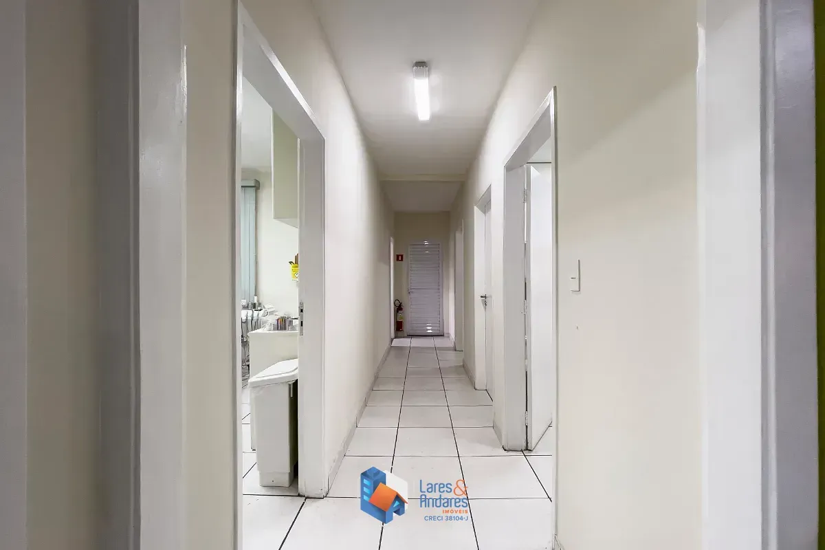 Imagem Conjunto comercial para venda em Cidade Ademar, 361m²