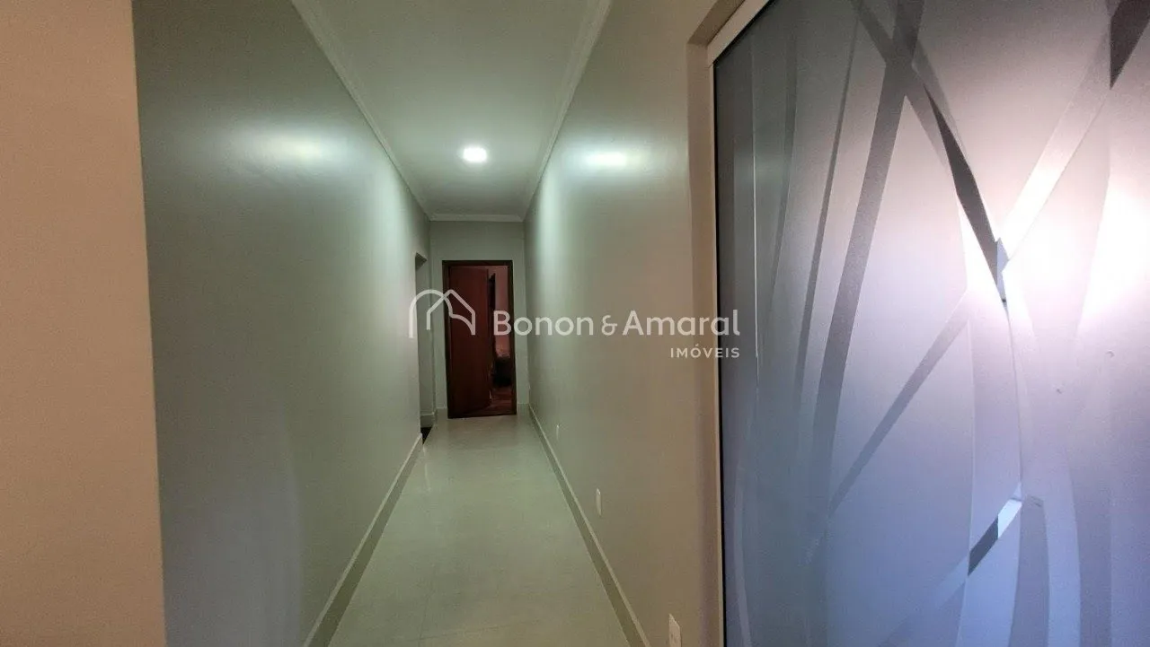 Imagem "Conforto e Lazer: Linda Casa com 3 Dormitórios em Condomínio Exclusivo!"