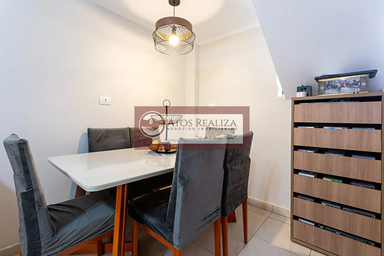 Imagem Vendo Oportunidade Jd São Luiz SP, Sobrado em Condomínios Fechado, 2 dormitórios e 1 Vaga por R$ 370.000, Oportunidade e Aceita Financiamento e Permuta.