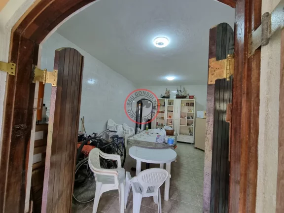 Imagem CASA GRANDE COM 3 DORMÍTÓRIOS , 2 BANHEIROS ,TODA AVARANDADA EM TERRENO DE 800 METROS
