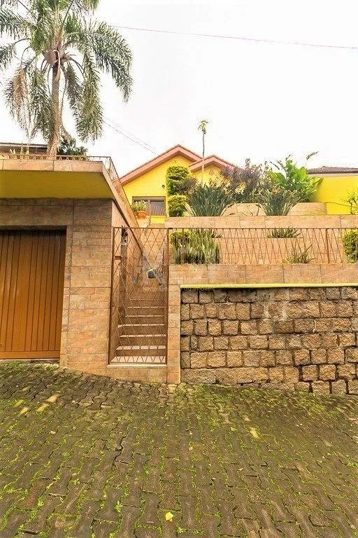 Imagem Casa para Venda - 148m², 2 dormitórios, 1 vaga - Partenon