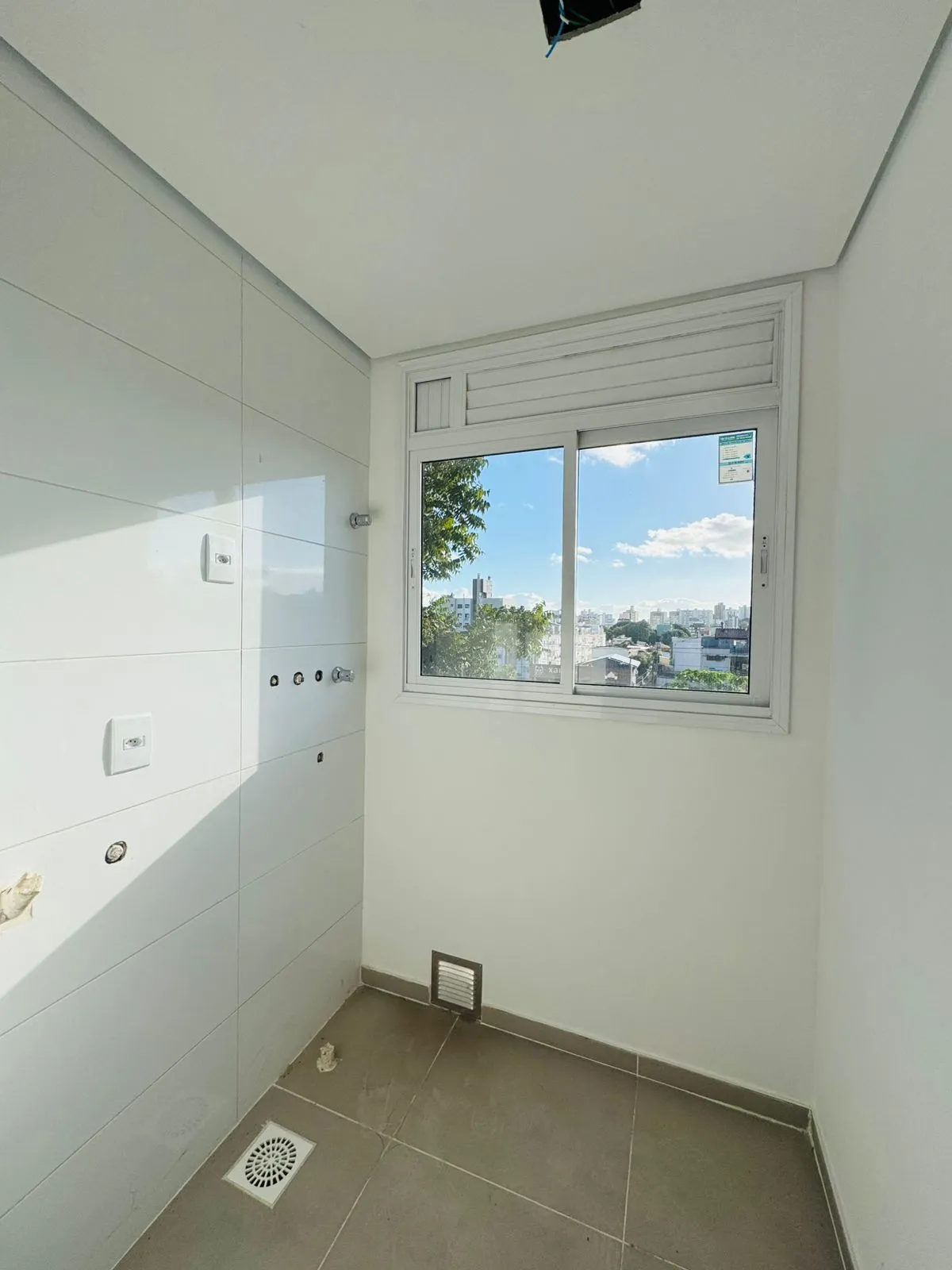 Imagem OPORTUNIDADE no Jardim Botânico | apartamento NOVO | 3 Dormitórios, suíte, sacada, churrasqueira, vaga coberta