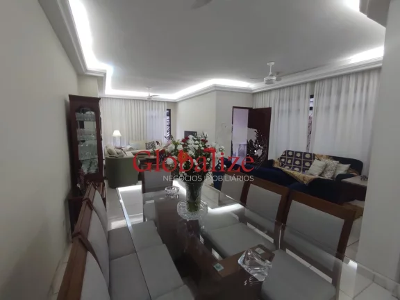 Imagem CASA SOBREPOSTA BAIXA 03 DORMITÓRIOS 01 SUÍTE VAGA PARA 02 CARROS E ÁREA GOURMET NO EMBARÉ R$ 1.120.000,00