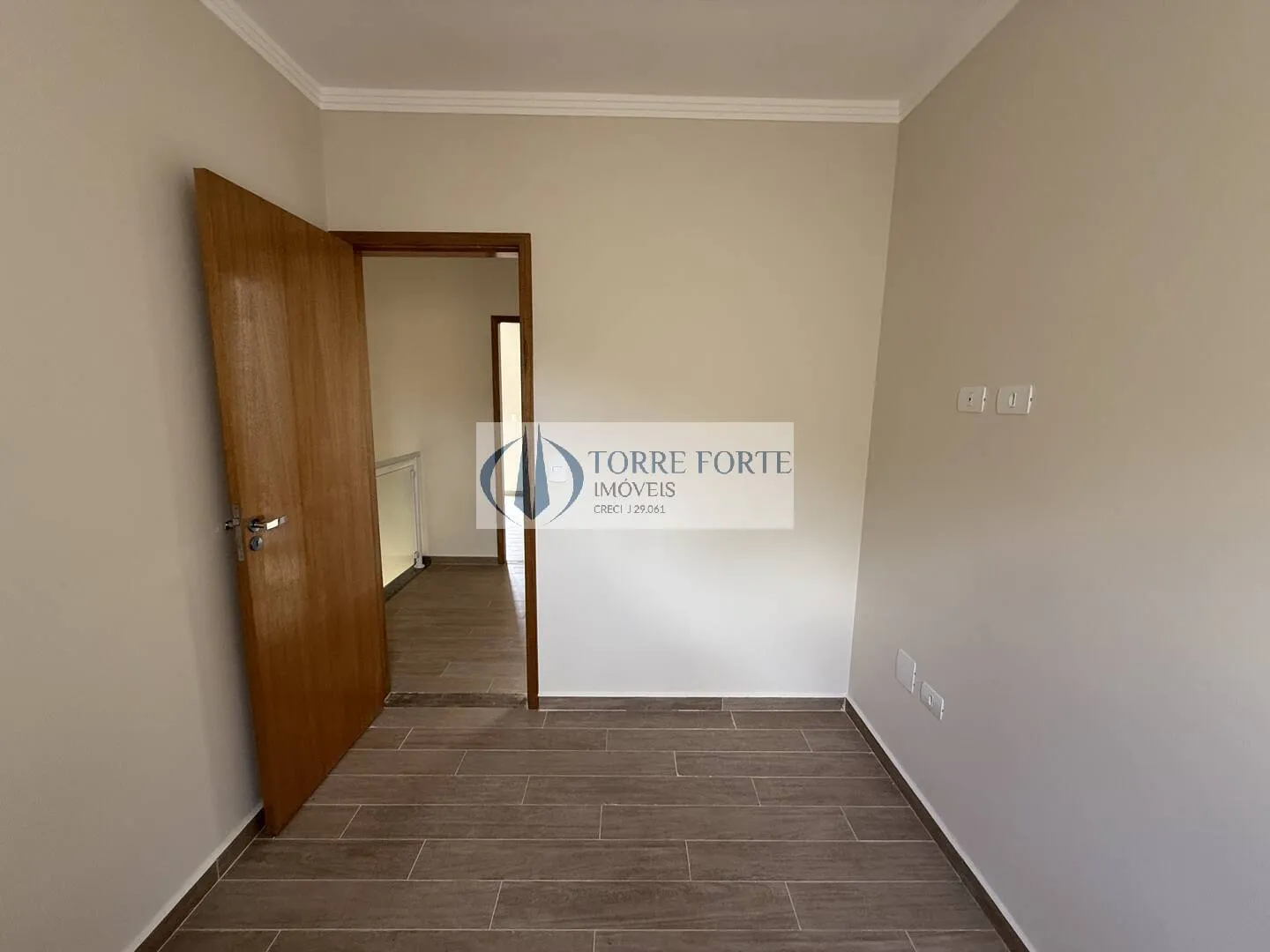 Imagem Lindo Sobrado com 3 Dormitórios, 1 Suíte e 2 Vagas na Vila Prudente