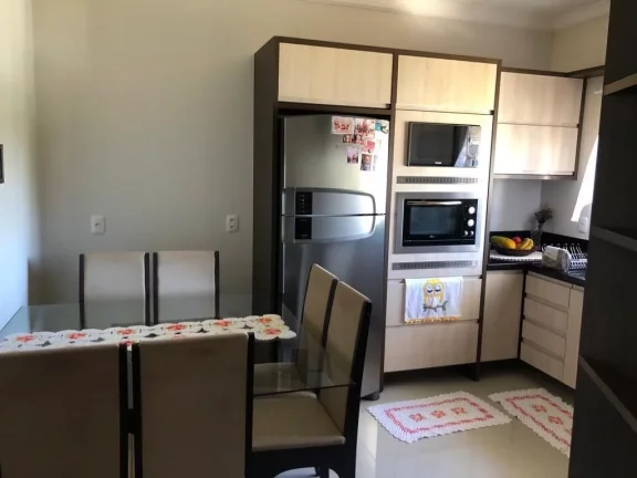 Imagem Casa para Venda em Concórdia, Portinari, 3 dormitórios, 1 suíte, 1 banheiro, 2 vagas