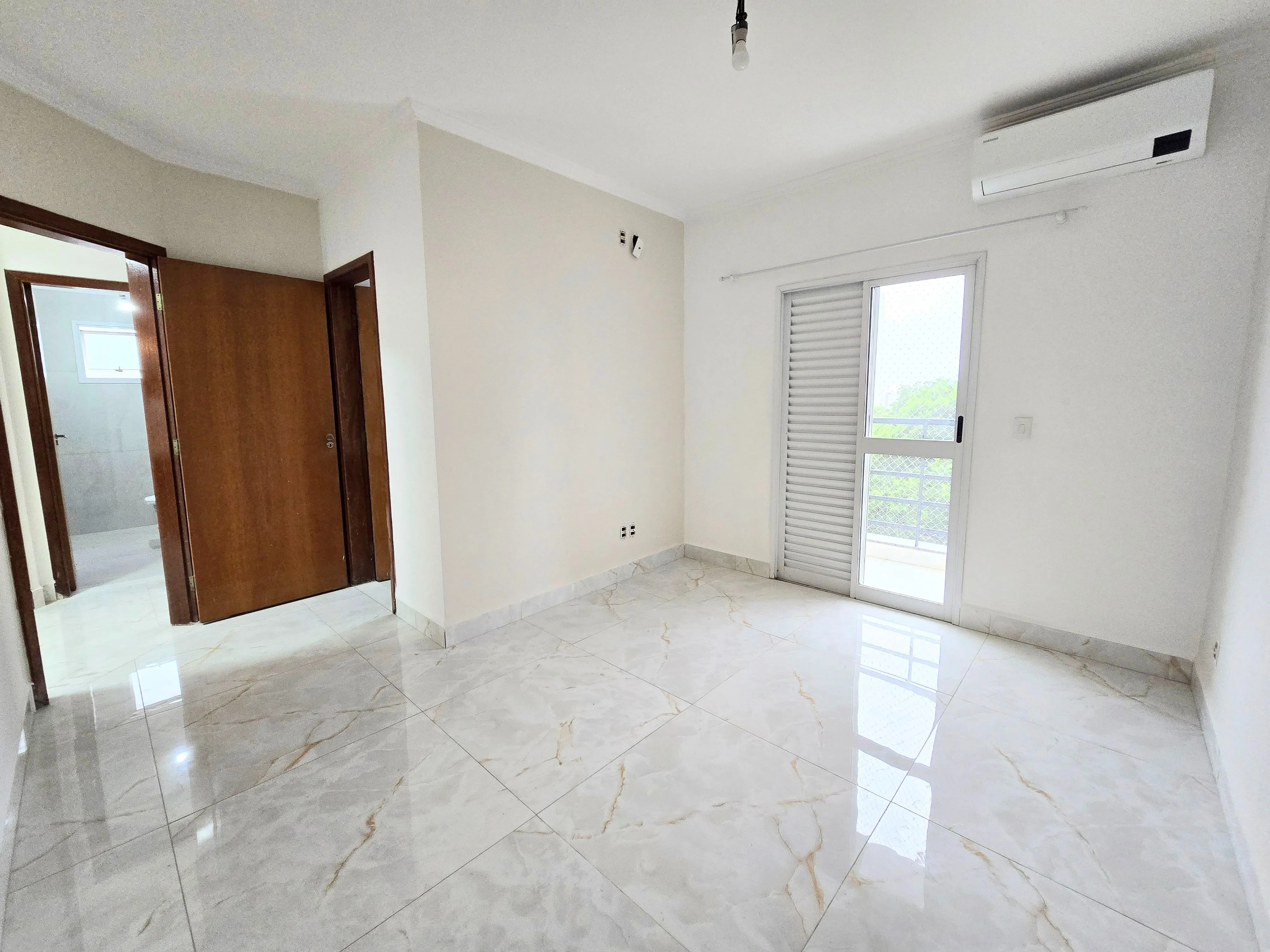 Imagem Apartamento no Condomínio Alto da Colina em Sorocaba | 133 m², 3 dormitórios, varanda gourmet e 2 vagas cobertas