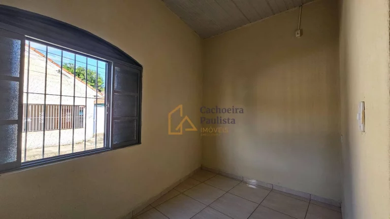 Imagem Casa com 3 dormitórios à venda - Centro - Cachoeira Paulista/SP