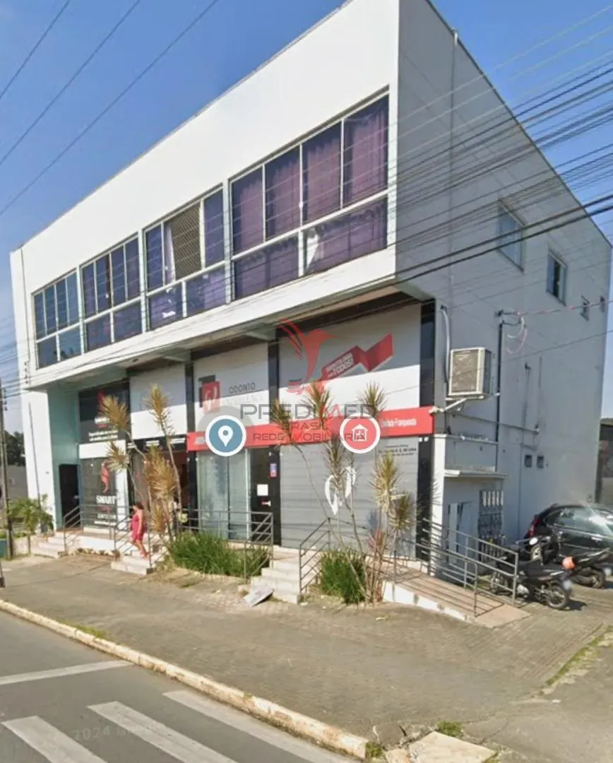Imagem Oportunidade Estratégica: Sala Comercial com Mezanino no Ed. Santino. Camboriú