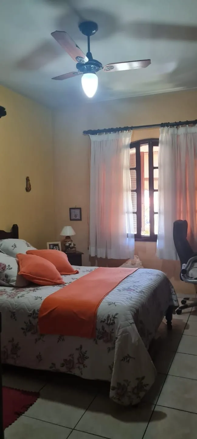 Imagem Casa à venda 3 Quartos, 1 Suite, 2 Vagas, 204M², Jardim Rosely, Pindamonhangaba - SP