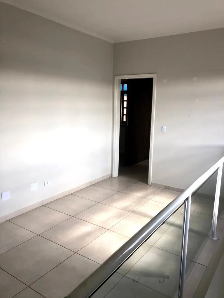 Imagem Prédio Comercial na melhor região da cidade e no segundo melhor corredor do Campolim de esquina