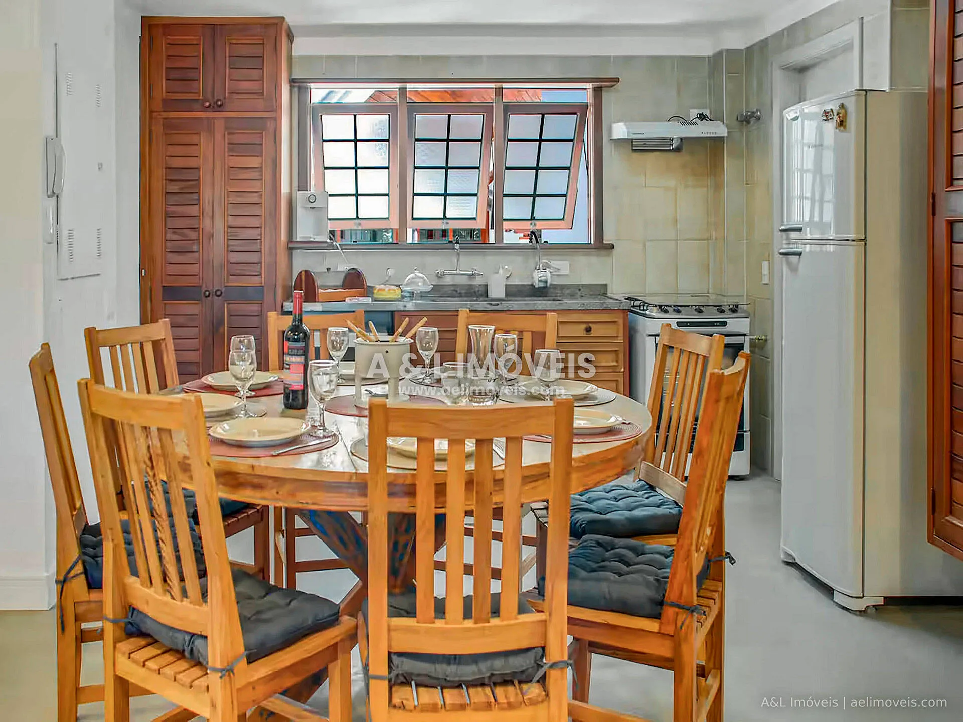 Imagem Cobertura Duplex à Venda | Capivari, Campos do Jordão - 3 Suítes e Lareira