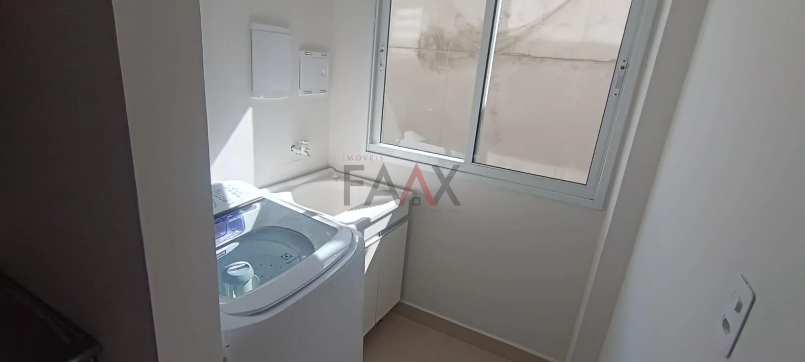 Imagem Apartamento Semi Mobiliado no Edifício Verona Próximo à Campo Real
