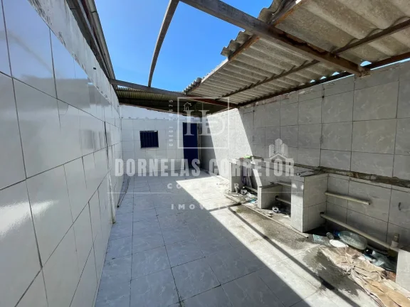 Imagem ALUGA-SE GALPÃO COMERCIAL - LOCALIZAÇÃO NA AVENIDA PRINCIPAL, TERRENO 15X30