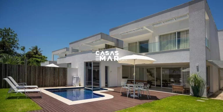Foto do imóvel Casa de luxo em condomínio no Frade, Angra dos Reis-RJ: 5 quartos, 5 suítes, 3 salas, 7 banheiros, 3 vagas, 470m².