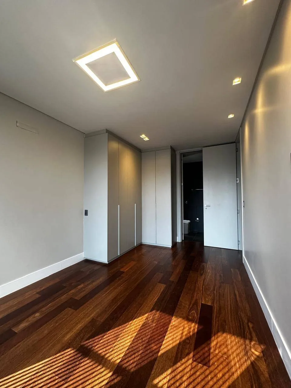 Imagem Casa à venda em Franca, Parque Universitário, com 4 quartos, 410m2