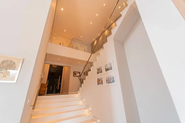 Imagem Casa a venda com 4 Quartos à venda, 400 m² por R$ 2.990.000 - Reserva Santa Maria - Jandira/SP