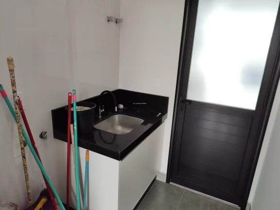Imagem LINDA CASA COM PISCINA SENDO 3 SUITES CONDOMINIO RESIDENCIAL VIENA-SP