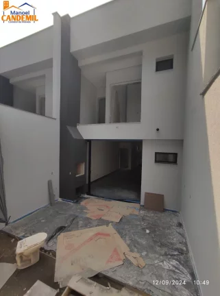 Imagem Sobrado Geminado Alto Padrão à venda em Joinville bairro Glória