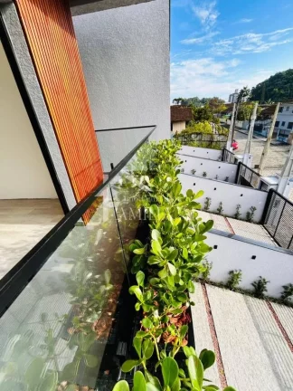 Imagem Geminado Alto Padrão Glória com 3 suítes