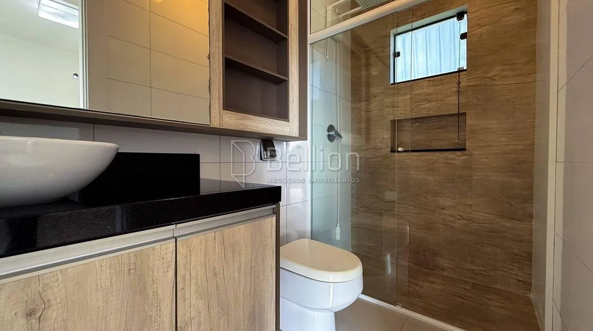 Imagem Sobrado com suíte e closet no bairro Quintino em Timbó