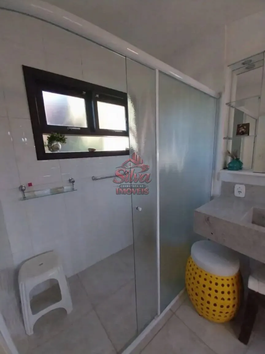 Imagem C1221| Casa 4 dormitórios com 2 suítes e piscina