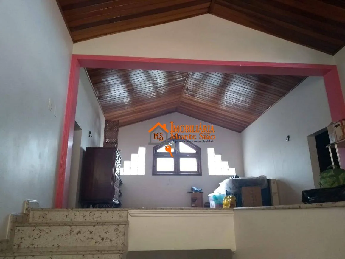 Imagem Sobrado com 3 dormitórios à venda, 305 m² por R$ 1.700.000,00 - Jardim Santa Clara - Guarulhos/SP
