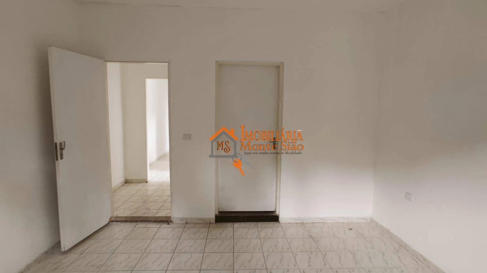 Imagem Sobrado com 5 dormitórios à venda, 300 m² por R$ 350.000,00 - Parque Primavera - Guarulhos/SP