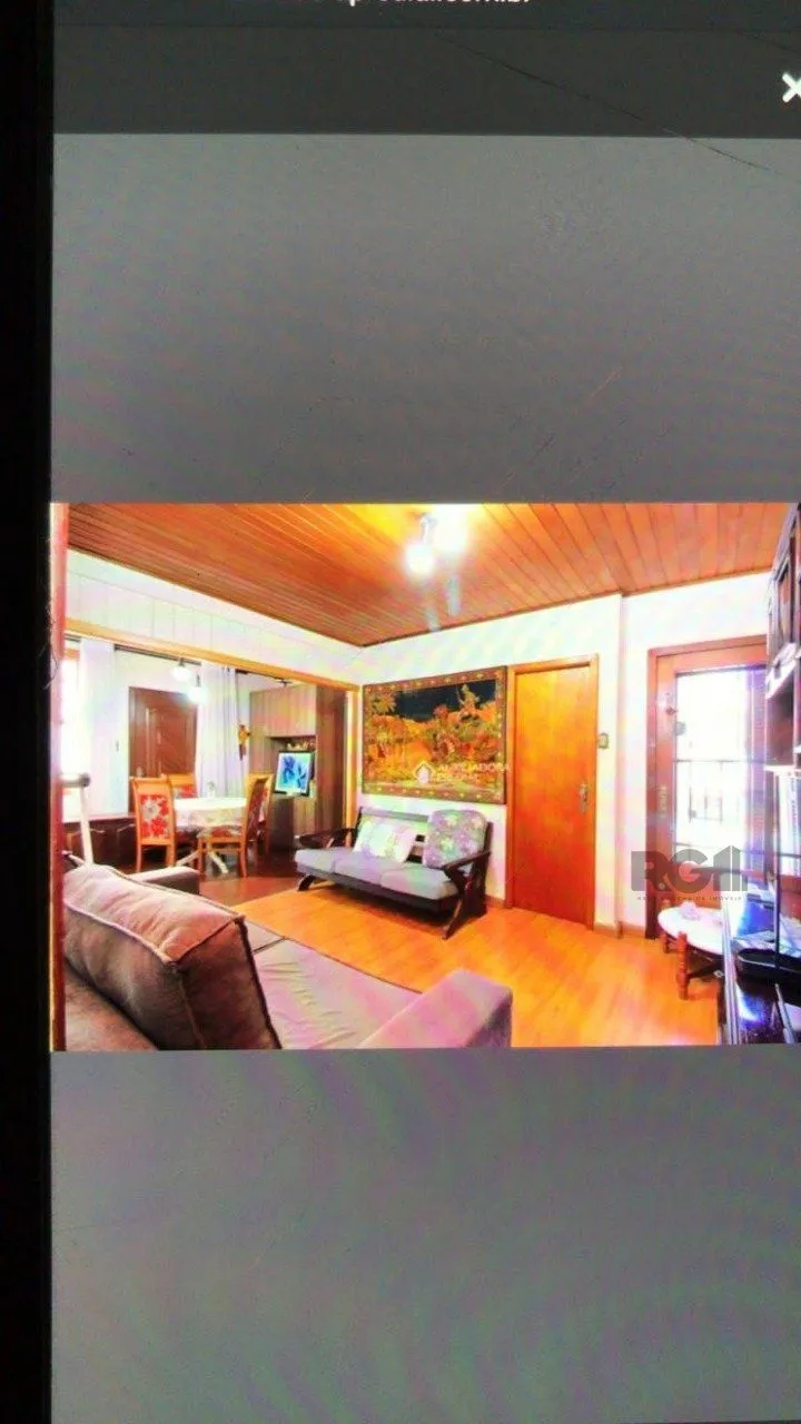 Imagem Casa para Venda - 247.5m², 3 dormitórios, 2 vagas - Petrópolis