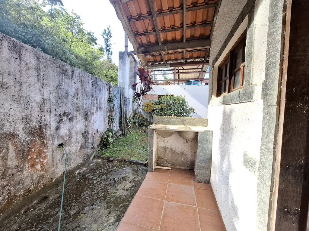 Imagem Casa para Venda em Teresópolis / RJ no bairro Cascata do Imbuí