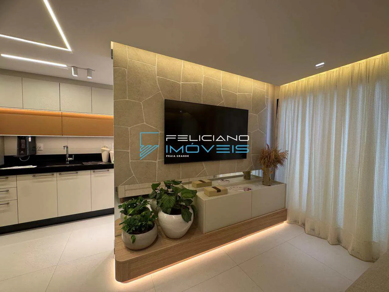 Imagem Apartamento com 2 quartos, Guilhermina, Praia Grande - R$ 905 mil, Cod: 6855