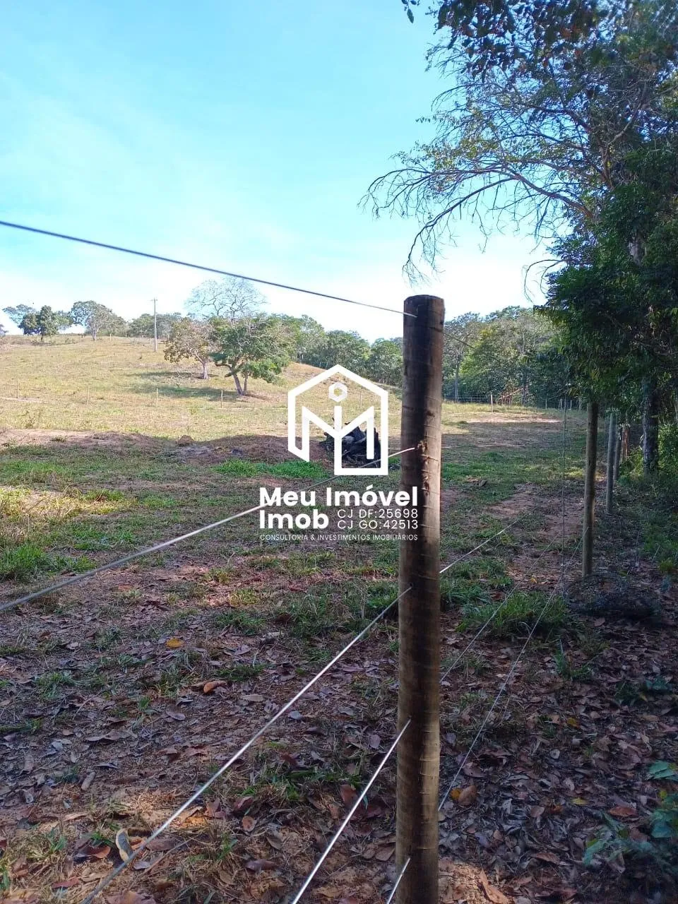 Imagem Fazenda 3 Quartos 1 Suíte 3 Vagas 200m² Luziânia/GO