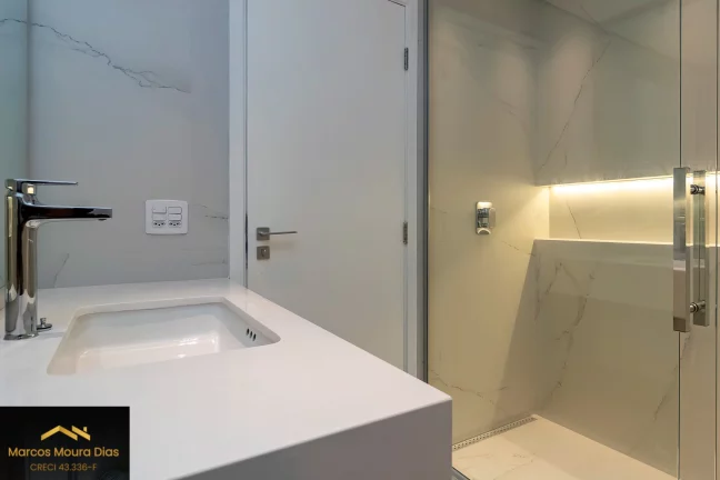 Imagem Apartamento 3 suítes, 2 vagas, 213,50 m2, reformadíssimo em Cerqueira Cesar