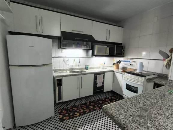 Imagem CASA COM 130 m² - GUILHERMINA - PRAIA GRANDE SP