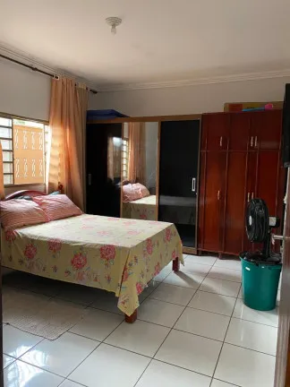 Imagem Casa com 3 Quartos à Venda, 210 m² em Parque Flamboyant - Goiânia