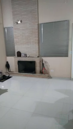 Imagem Chácara em Piracaia - 204m², 3 Dormitórios, em Condomínio