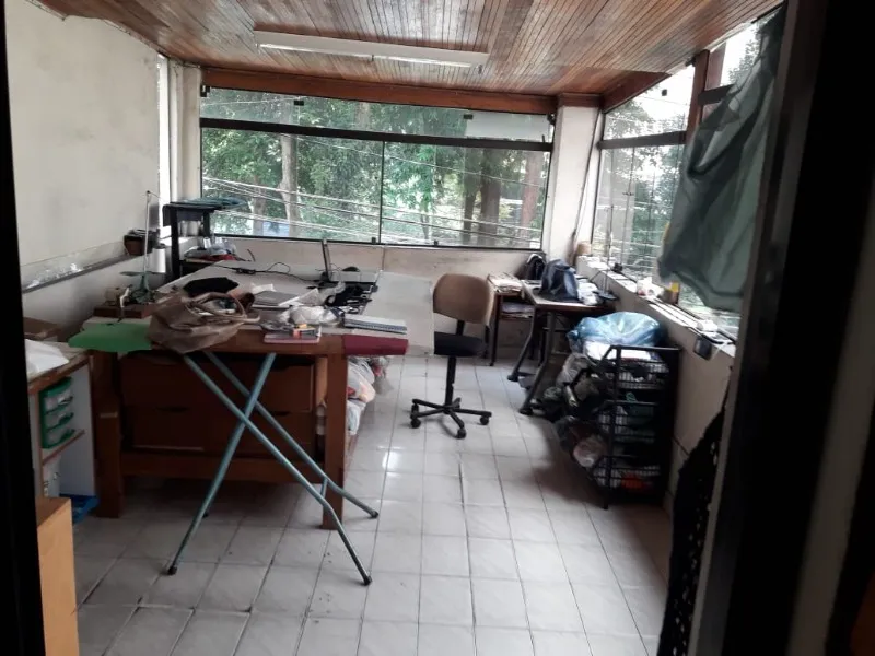Imagem Imperdível Casa à Venda em Santo André-SP, Bairro Centro: 3 Quartos, 2 Banheiros, 2 Vagas, 180m². Venha Conferir!
