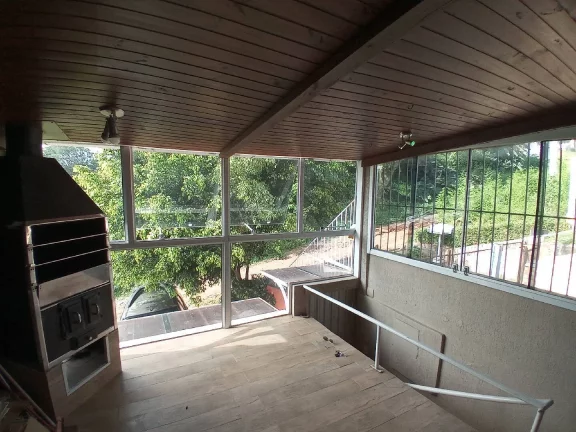Imagem Lindo sobrado com 142m², Desocupado, no Jarí - Viamão
