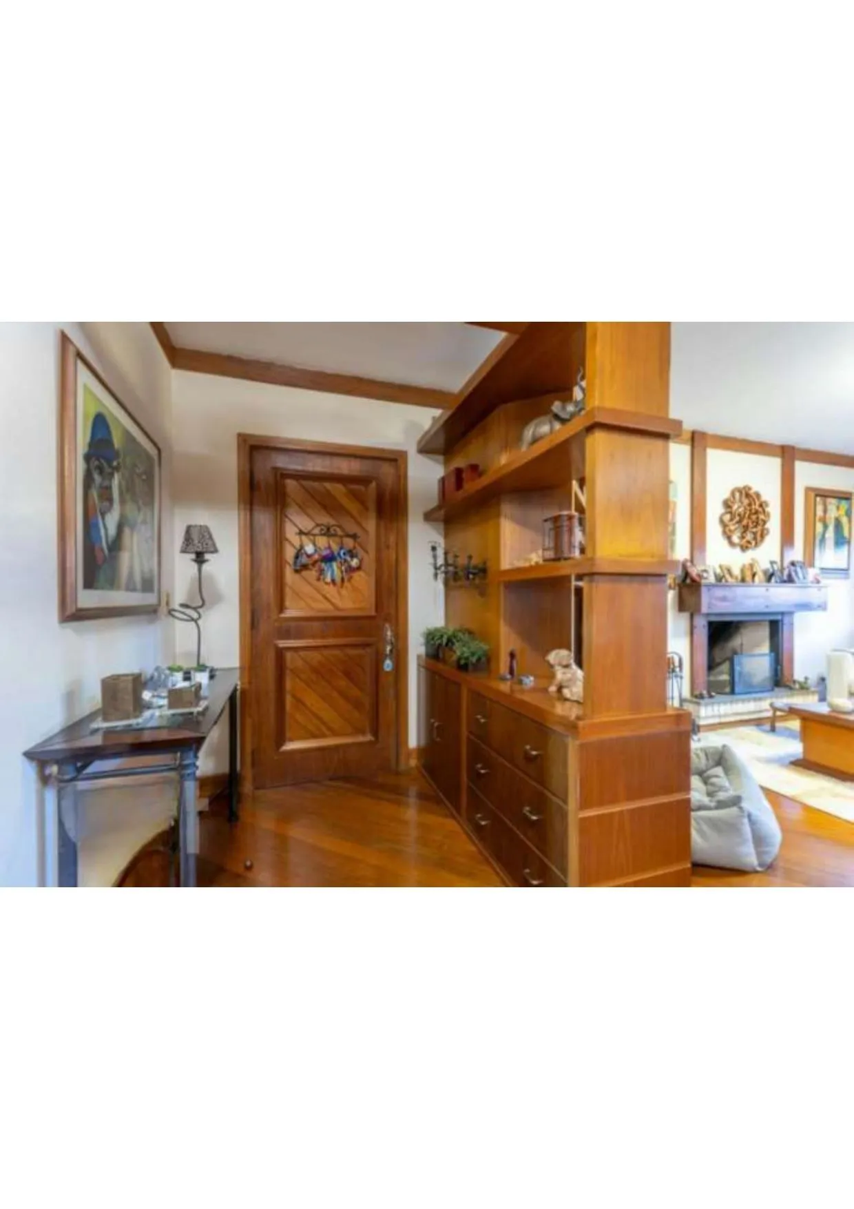 Imagem Apartamento com 3 dormitórios 2 Suítes e gabinete Semi mobiliado.Bairro Higienópolis