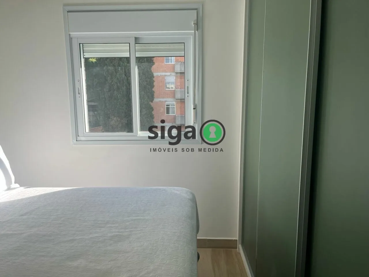Imagem Apartamento a venda no Campo Belo com 3 quartos, 2 banheiros e 3 vagas.