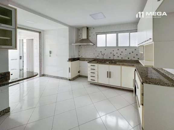 Imagem Apartamento com 4 dormitórios à venda, 320 m² por R$ 3.500.000,00 - Praia da Costa - Vila Velha/ES