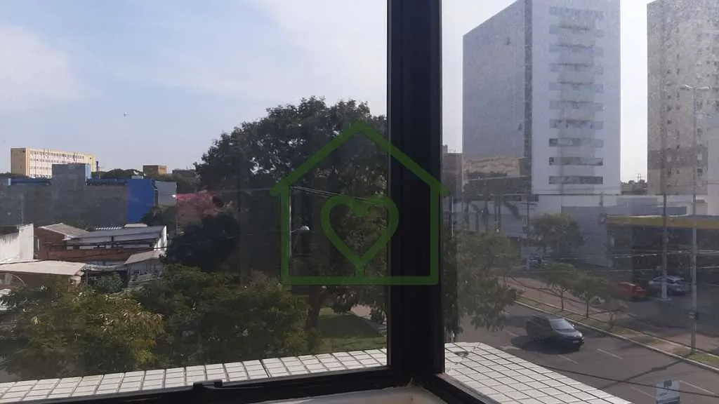 Imagem Sala comercial frente norte com 1 vaga de garagem (box 39), localizado ao lado do Institito do CoraÃ...
